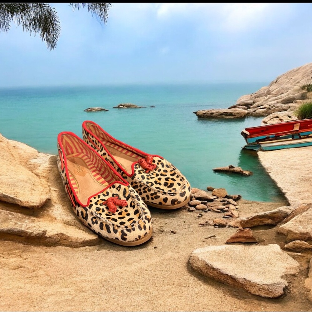 Sperry Leopard Print Women's Shoes with Red Accents size 8